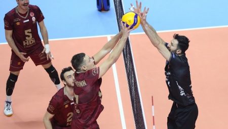 Bursa Büyükşehir Belediyespor Galatasaray HDI Sigorta’ya tie-break’te kaybetti