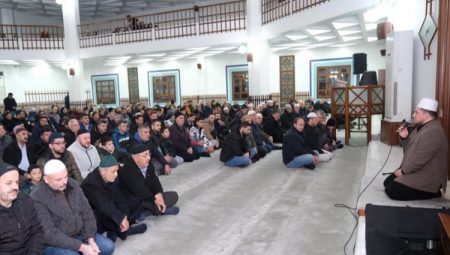 Bursa İnegöl yeni yılda sabah namazında buluştu