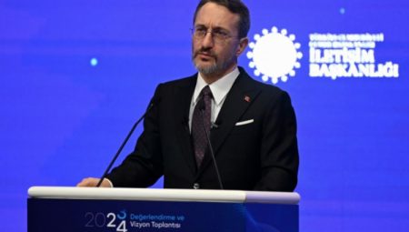 Fahrettin Altun: Türkiye Yüzyılı vizyonunu dünyaya aktarıyoruz