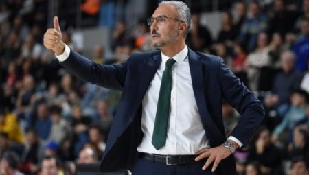 Hakan Demir yeniden Manisa potasında