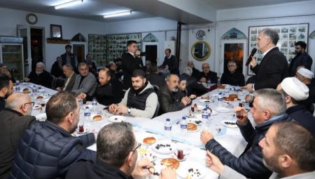 İnegöl’de Bereket Sofrası Hürriyet Camii’ne kuruldu