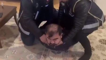 Interpol'ün aradığı 42 kişi Türkiye'de 'Kafes'lendi!