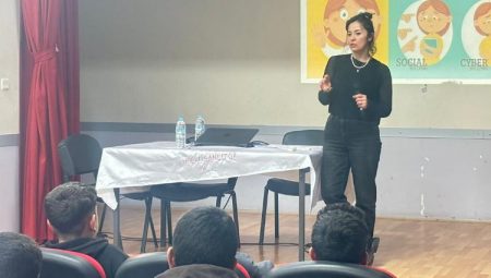 Manisa’da öğrencilere ‘akran zorbalığı’ semineri
