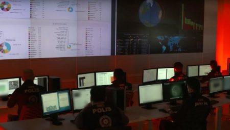 Provokatif paylaşımlar İçişleri’nin takibinde! Çatışma iddialarına Hakkari’den yalanlama