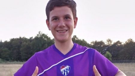 Yetenekli sporcu Vitraspor’a transfer oldu