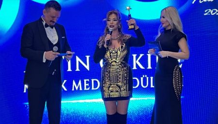Altın Orkide Müzik Medya Ödülleri’ne ünlü akını