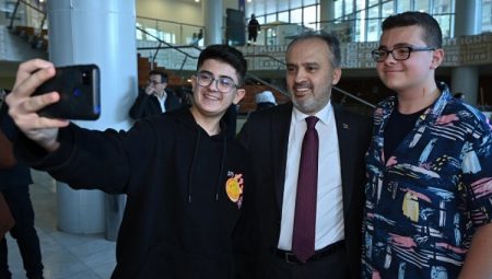 Bursa’ya E-spor merkezi müjdesi