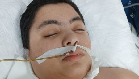 Çocuklarının yaşaması için devletten yardım bekliyorlar