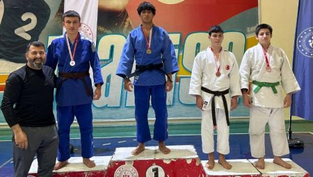 Manisalı judoculardan 11 madalya