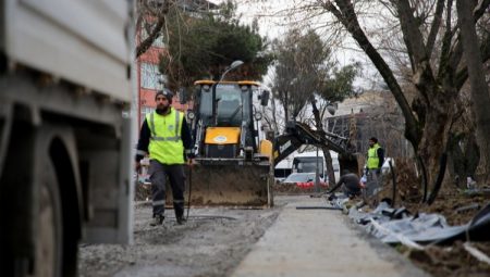 Sakarya’nın en eski caddesi modern görünüme kavuşuyor