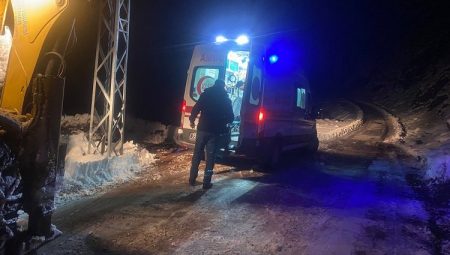 Sason’da hamile kadına 5 saatte ulaşıldı