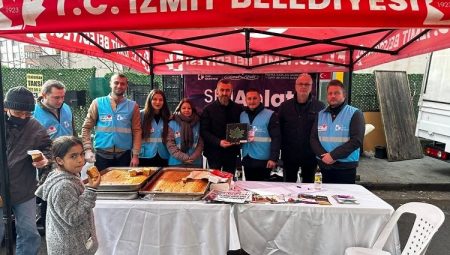 ‘Sen Anlat İzmit’ programına yoğun ilgi