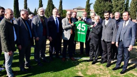 Cumhur İttifakı adaylarından Akhisarspor’a ziyaret