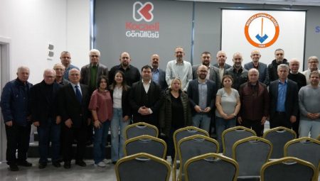 Kocaeli Aydınlar Ocağı yenilenebilir enerjiyi konuştu