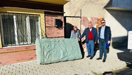 Manisa Büyükşehir Belediyesi’nden hasta yatağı desteği
