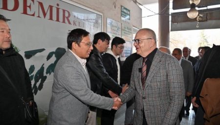 Başkan Ergün MHP Salihli İlçe Teşkilatı ile buluştu