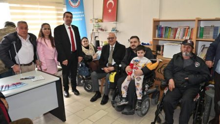 Başkan Ergün ve Cıllı Saruhanlı’dan Engelliler Derneği’ne ziyaret