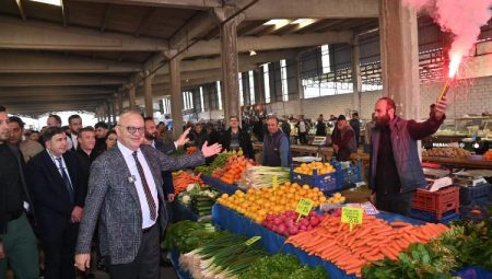 Cumhur İttifakının Adaylarına Ahmetli’de coşkulu karşılama