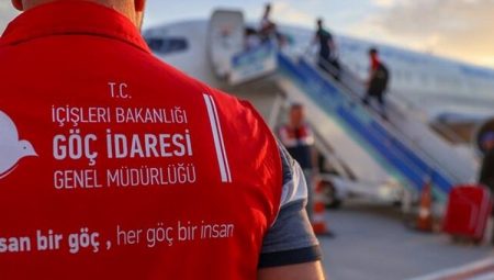 Göç İdaresi: Kötü muamele iddiaları doğru değil