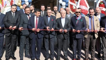 Koza Halı’dan Bursa Nilüfer’de görkemli açılış