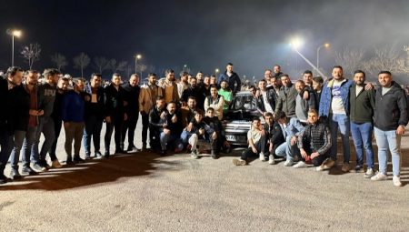 Modifiye araç tutkunları İzmit’te buluştu