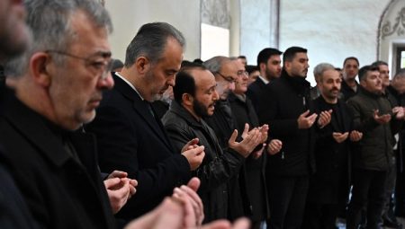 Sultan 2. Murad Han Bursa’da dualarla anıldı