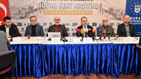 Tarihe ışık tutan bilgiler dijitale aktarılıyor