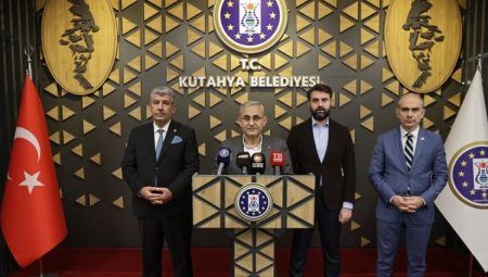 YKS’ye girecek öğrencilerin sınav ücreti Kütahya Belediyesi’nden