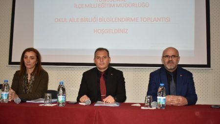 Yunusemre’de okul aile birliği başkanları toplantısı yapıldı