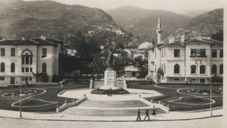 Bursa'da tarihi yapıda titiz çalışma