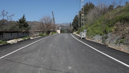 Hatay Büyükşehir’den yol onarımlarına devam