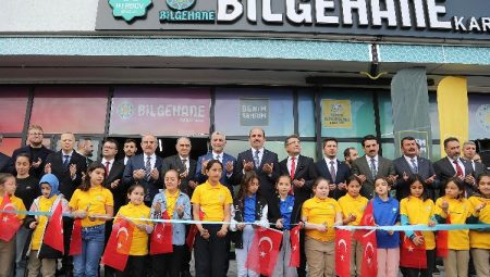 Ticaret Bakanı Bolat Bilgehane Ve Lise Medeniyet Akademisi’nin açılışını yaptı