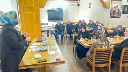Bursa’da muhtar adayından ‘mutlu aile’ farkındalığı