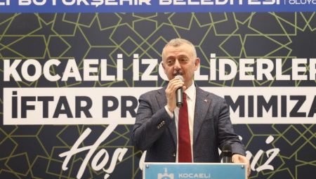 Büyükakın: ‘Yeni nesilleri yetiştirenler sizlersiniz’