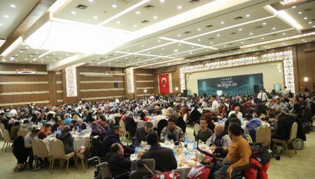 Konya’daki dezavantajlı gruplar ve aileleri iftarda buluştu
