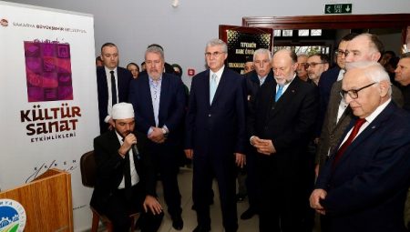 Mukaddes Emanetler’in kapıları Sakarya’da açıldı