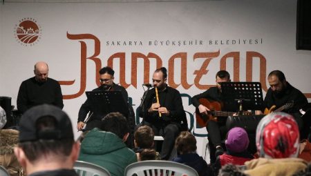 Ramazan Sokağı’nda nostaljik bir akşam