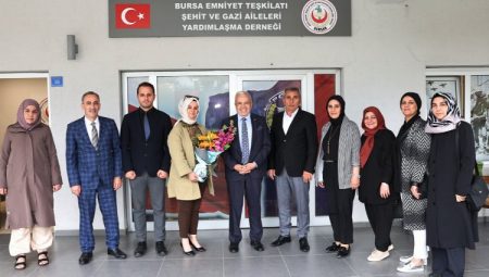 Bursa Nilüfer’de Başkan Özdemir’den şehit yakınları ve gazilere ziyaret