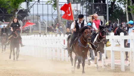 Bursa Osmangazi’de şahlanan rahvan atları nefes kesti