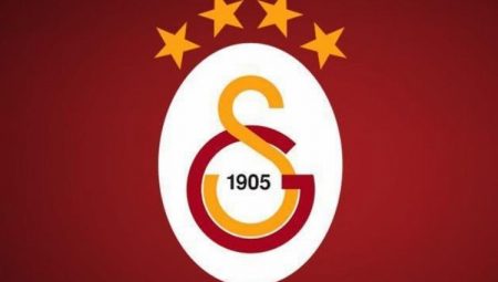 Bakan Bak’tan Galatasaray’a tebrik