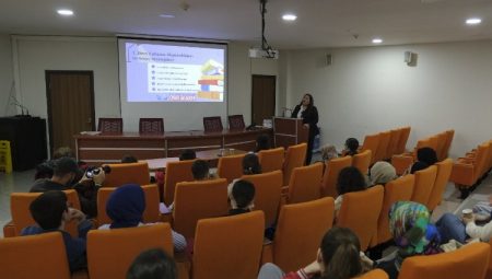 Çınar Akademi’den ‘Sınav Kaygısı’ semineri