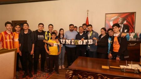 Rasim Arı basketbol heyecanına ortak oldu