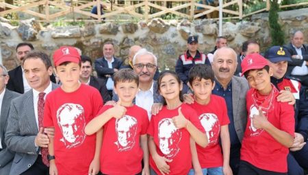 Başkan Büyükgöz gençleri ağırladı