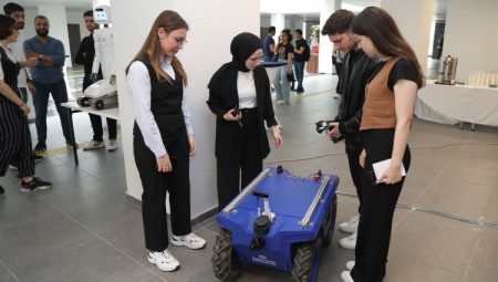 BTÜ’de Robot Günleri gerçekleştirildi