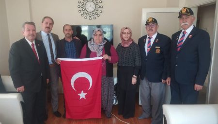 Konya Büyükşehir’den şehit ve gazi ailelerin evlerine ziyaret