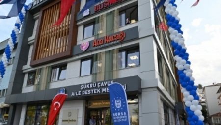 Bursa Büyükşehir’den Ana Kucağı, BUSMEK ve YKS kursları açıklaması