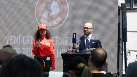 Arama kurtarmaya El Salvador damgası