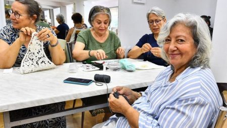 Bu merkeze gelen gençleşiyor