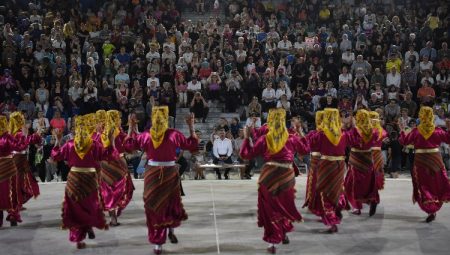 Bursa Yıldırım’da ‘Erguvan’ coşku