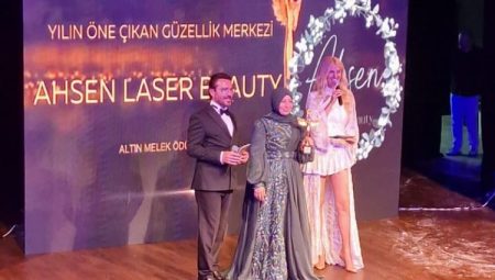 Emine Tunç ‘Yılın öne çıkan güzellik merkezi ‘ ödülünü aldı